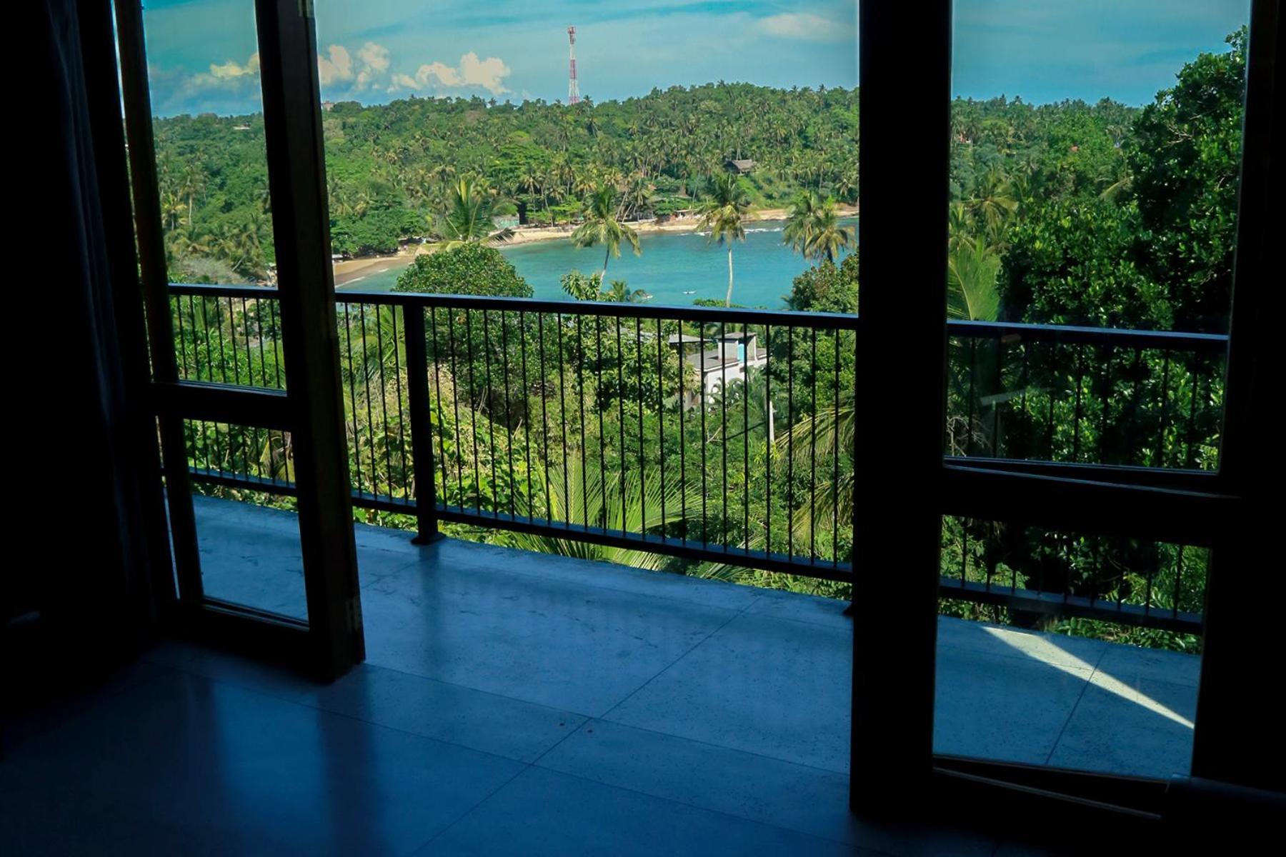 Serene Villa Dickwella Exterior photo